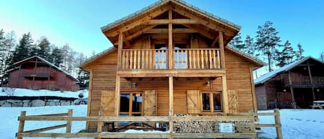 Le Chalet en hiver