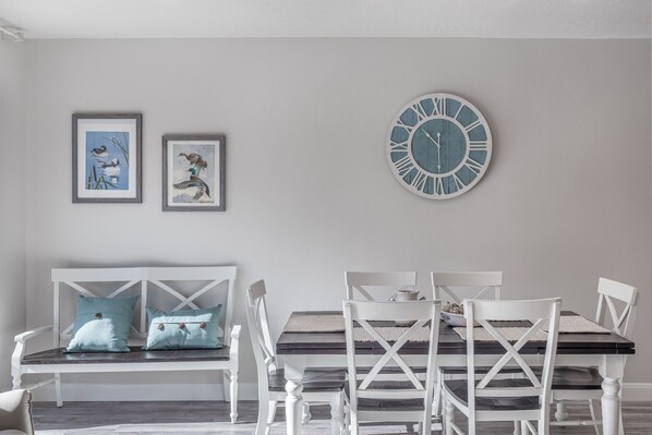 Dining Area - Share memories and stories while enjoying a family style meal around the Dining Table.