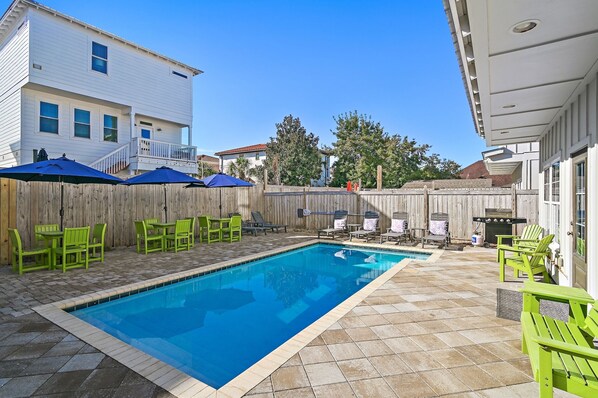 Private Backyard Pool