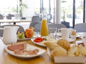 Frukost