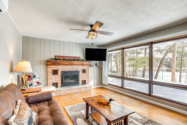 Eagle River Vacation Rental | 2BR | 1BA | Single Story | 1,286 Sq Ft