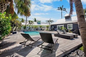 Poolside Loungers