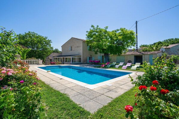 Vue sur piscine