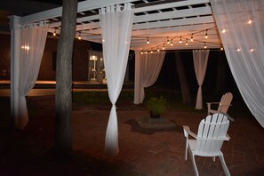 A New addition to the Estate, 20*20 Pergola suitable for events or romance
