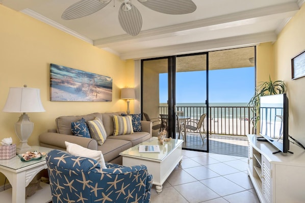 Living room to lanai , Gulf and beach views