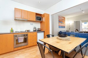 Kitchen - Fridge, oven & microwave
