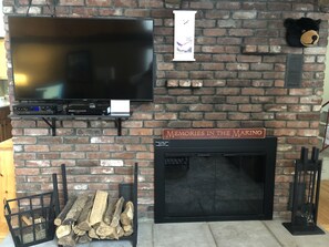 New 50 inch  Smart TV 