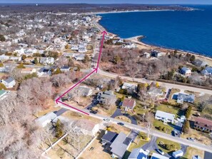 Less than 1/2 mile to Narragansett Seawall.