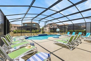 Private Pool & Patio