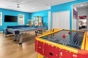 Loft w/ Air Hockey, Pool Table & Mini Jungle Gym