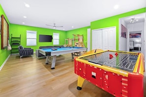 Spielezimmer