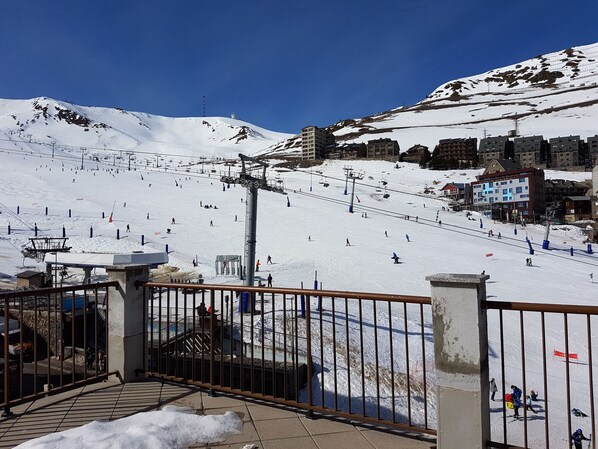 Snow and ski sports