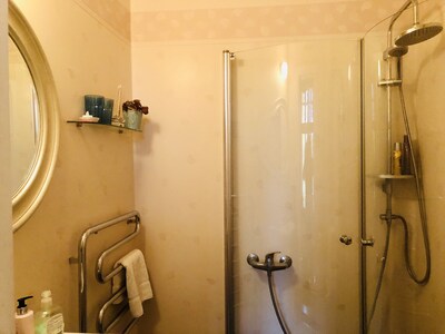 2 Bedroomed Apartment.