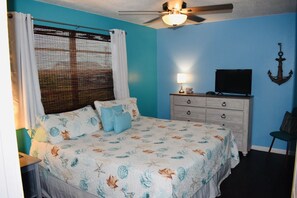 Bedroom 2 with King Size Bed