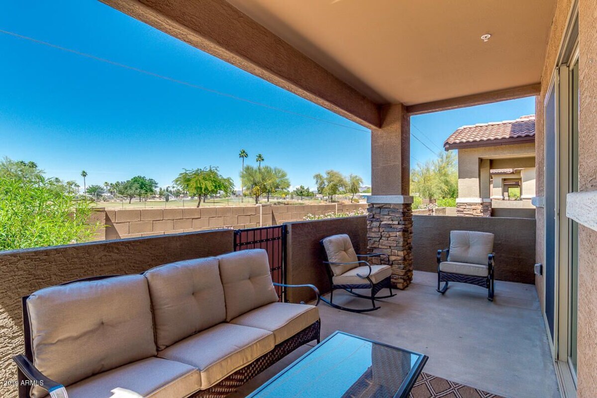 Beautiful, Luxurious Mesa Arizona Vacation Rental with Golf Course Views