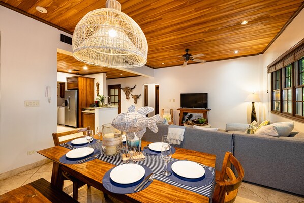 Welcome to your jungle oasis! Relax at Ibis condo!