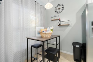 The entry nook is a great place to check the news over coffee, catch up on email & Facebook, enjoy an evening libation and anything in between.