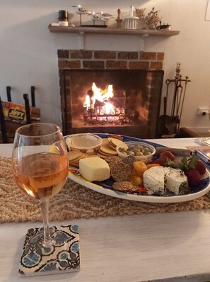 Enjoy Tamar Valley produce during your stay.