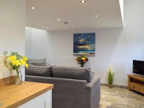 Comfortable living area | Snowdrop Cottage - Penfeidr Cottages, Glanrhyd, near Newport
