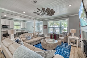 Living Room - Furnished with Cozy Leather Sofas