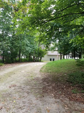 Entrance to the Holiday Lodge