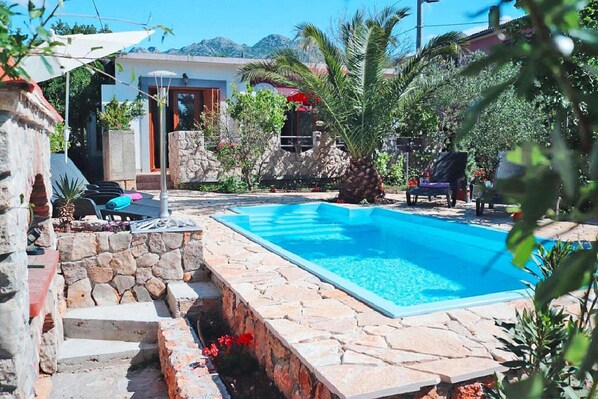 Holiday Home Swimming Pool