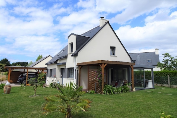 Extérieur maison de vacances [été]