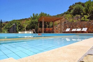 Holiday Home Swimming Pool