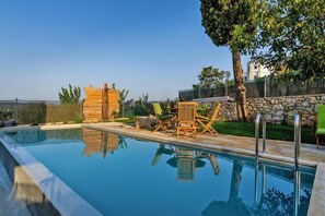 Piscine maison de vacances