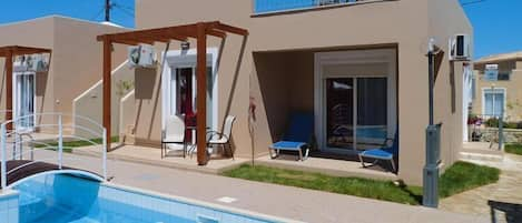 Holiday Home Swimming Pool