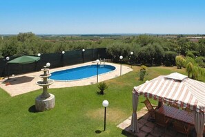 Schwimmbad des Ferienhauses