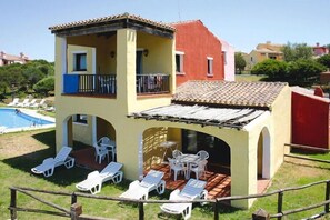 Außenseite Ferienhaus [Sommer]