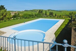 Piscine maison de vacances