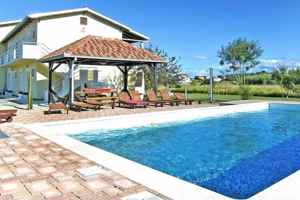 Holiday Home Swimming Pool