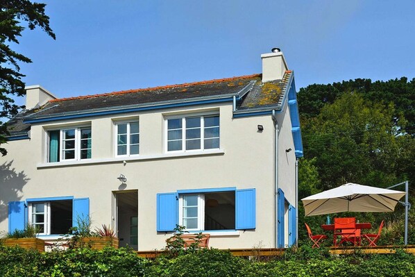 Holiday Home Exterior [summer]