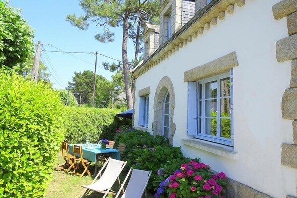 Holiday Home Exterior [summer]