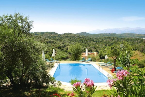 Piscine maison de vacances