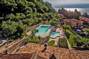 Holiday Home Swimming Pool