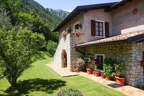 Extérieur maison de vacances [été]