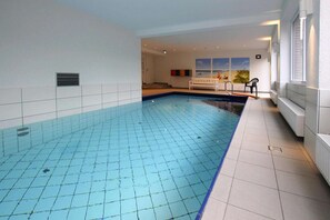 Holiday Home Swimming Pool