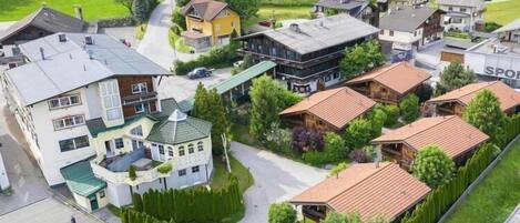 Außenseite Ferienhaus [Sommer]