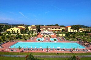 Holiday Home Swimming Pool