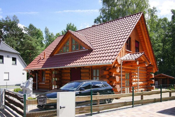 Holiday Home Exterior [summer]