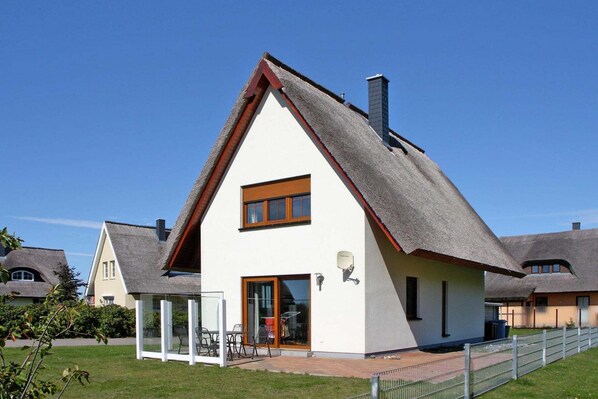 Holiday Home Exterior [summer]