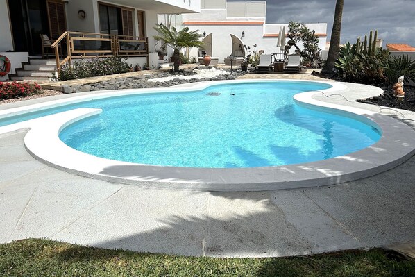 Holiday Home Swimming Pool