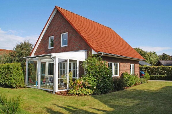 Holiday Home Exterior [summer]