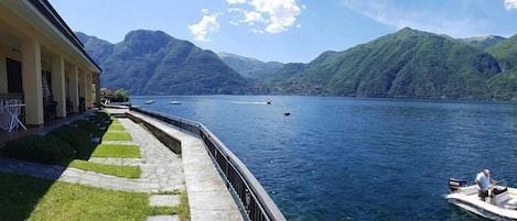 Vista dell'acqua