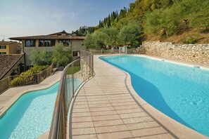 Holiday Home Swimming Pool