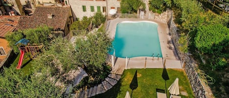 Holiday Home Swimming Pool