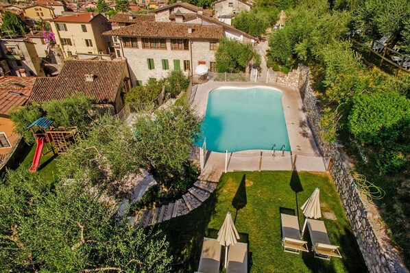 Holiday Home Swimming Pool